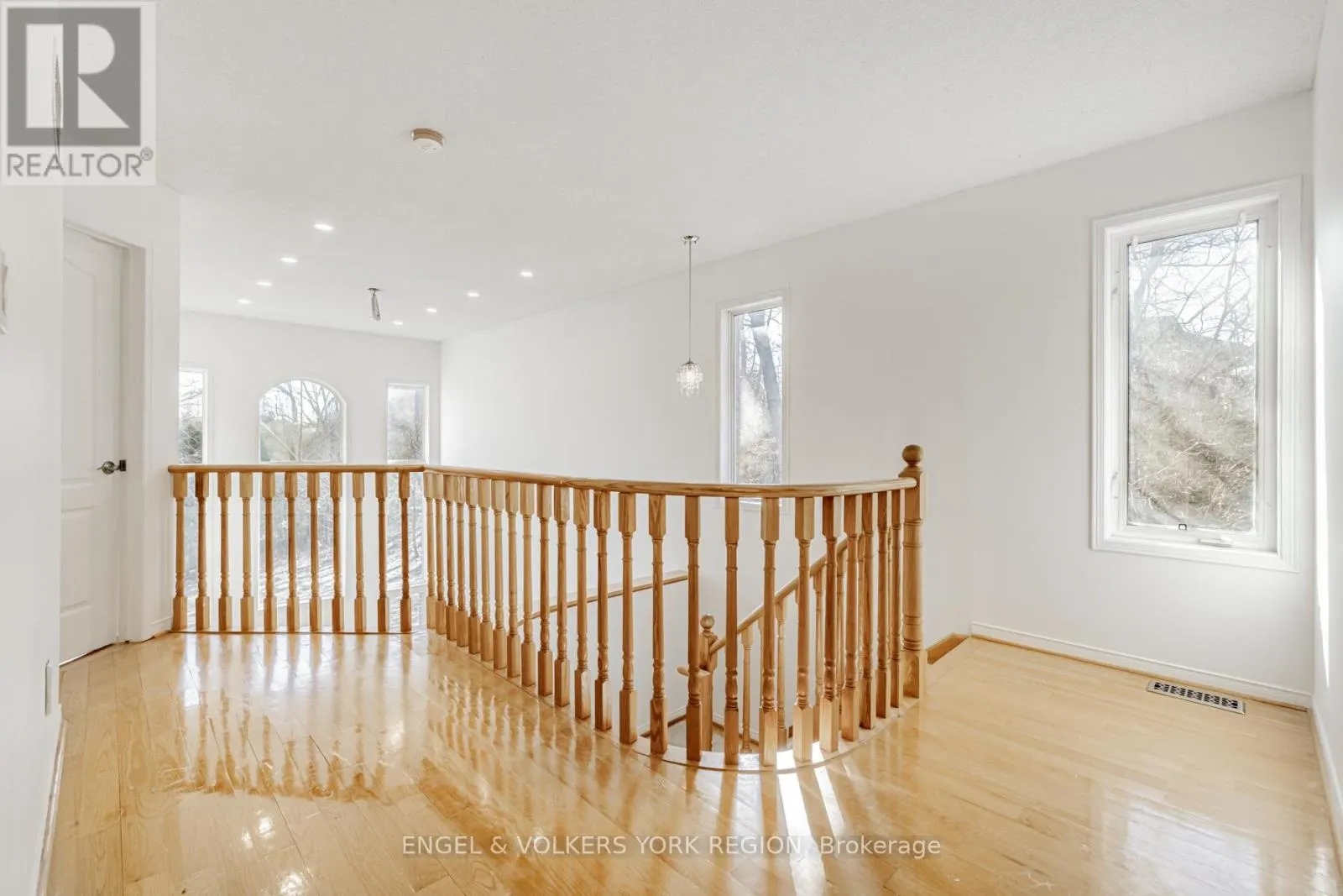 130 OLD COLONY ROAD