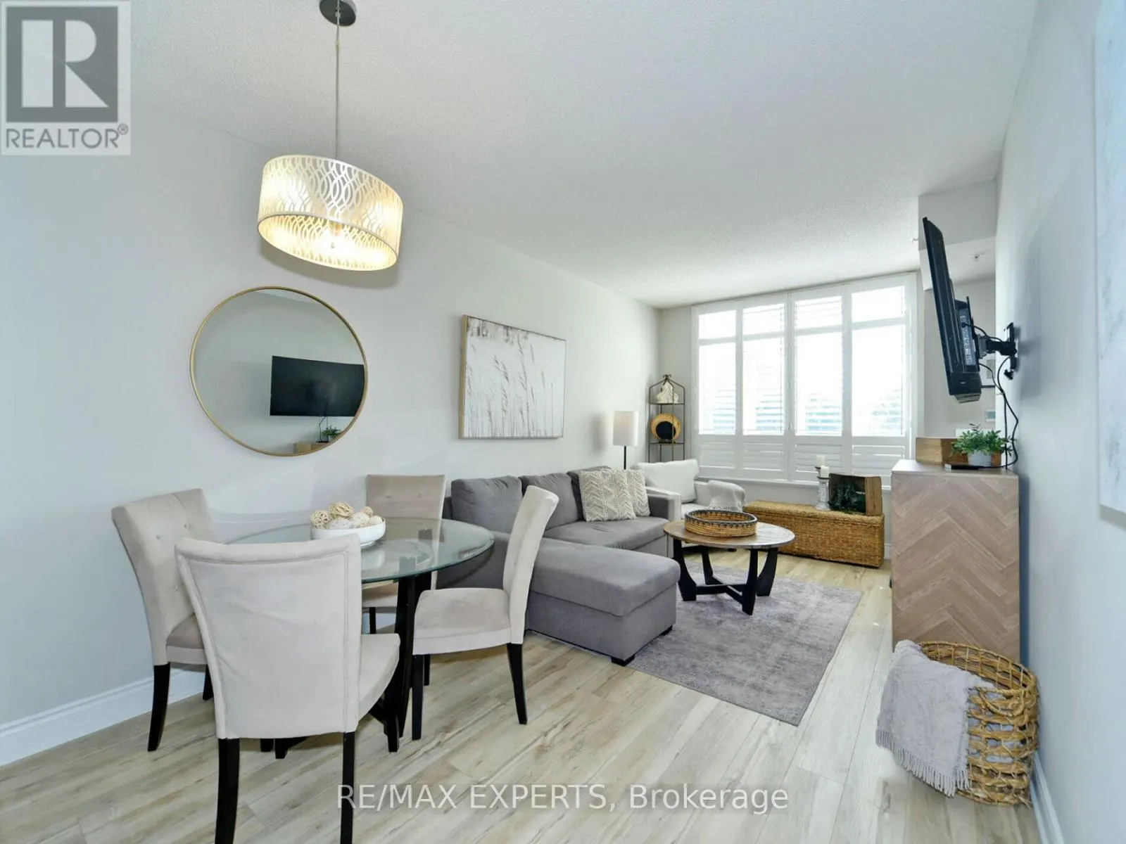 207 - 2396 MAJOR MACKENZIE DRIVE