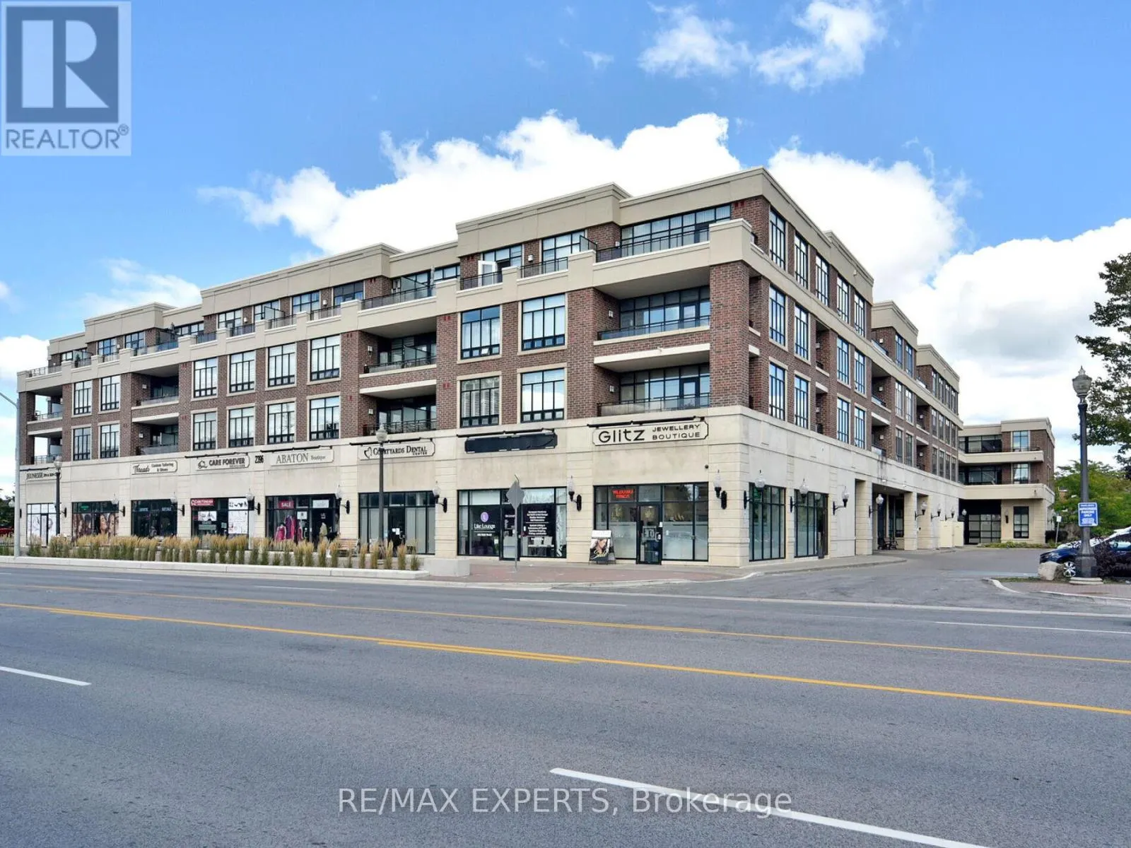 207 - 2396 MAJOR MACKENZIE DRIVE