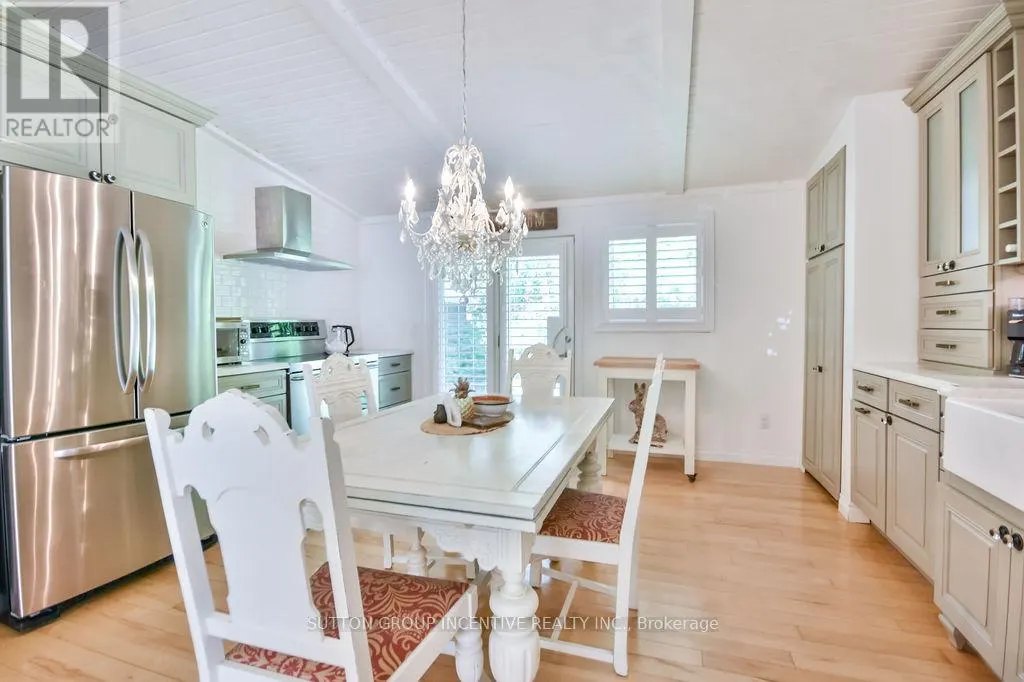 3528 GLENHAVEN BEACH ROAD