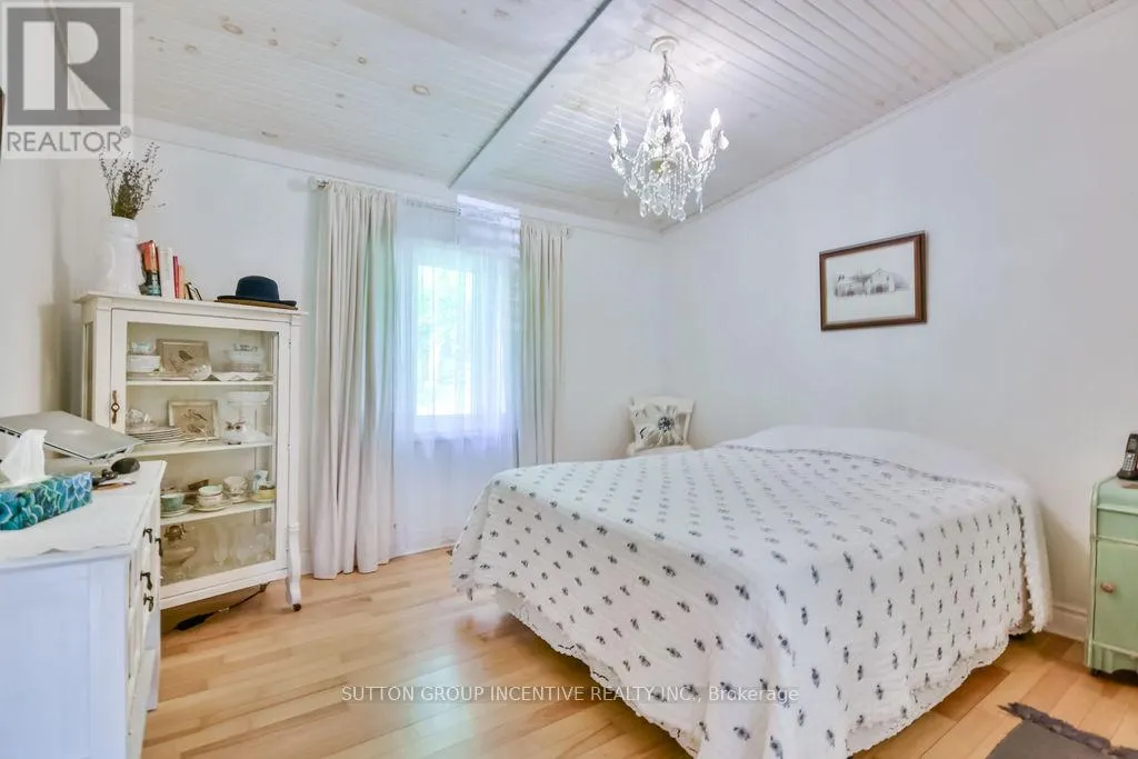 3528 GLENHAVEN BEACH ROAD