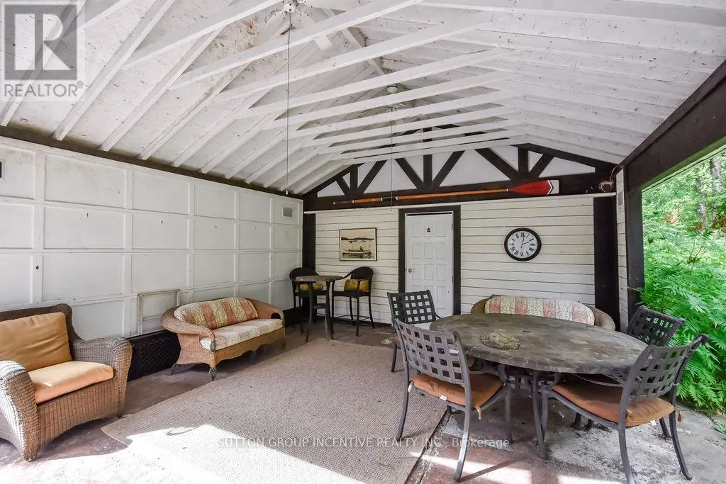 3528 GLENHAVEN BEACH ROAD