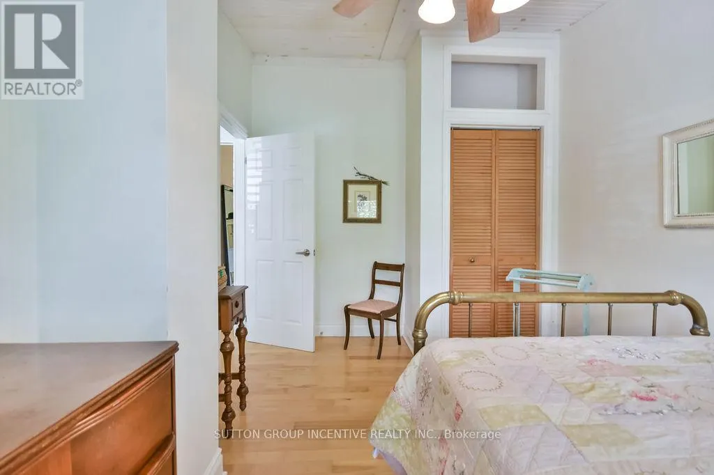 3528 GLENHAVEN BEACH ROAD