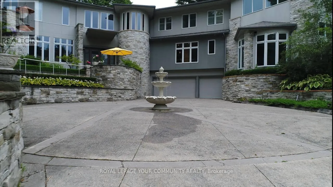 76 SILVER FOX PLACE