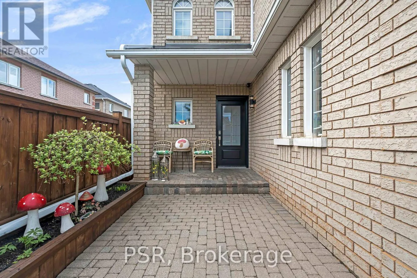 108 VILLANDRY CRESCENT