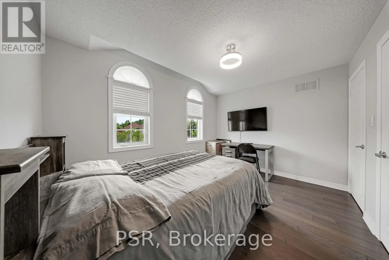 108 VILLANDRY CRESCENT