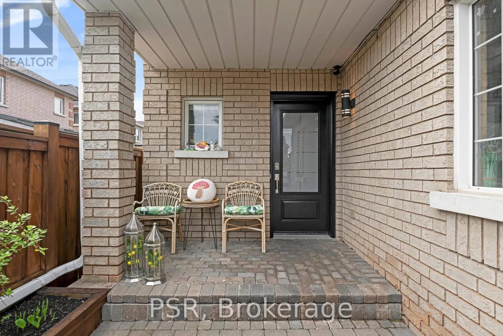 108 VILLANDRY CRESCENT
