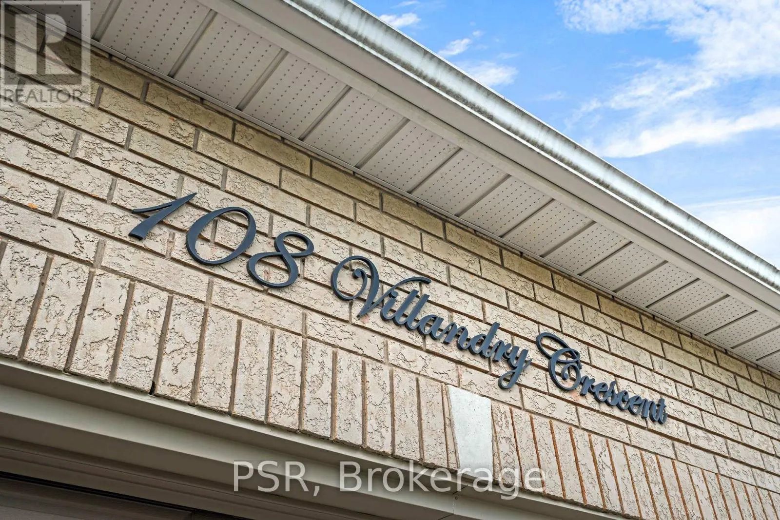 108 VILLANDRY CRESCENT