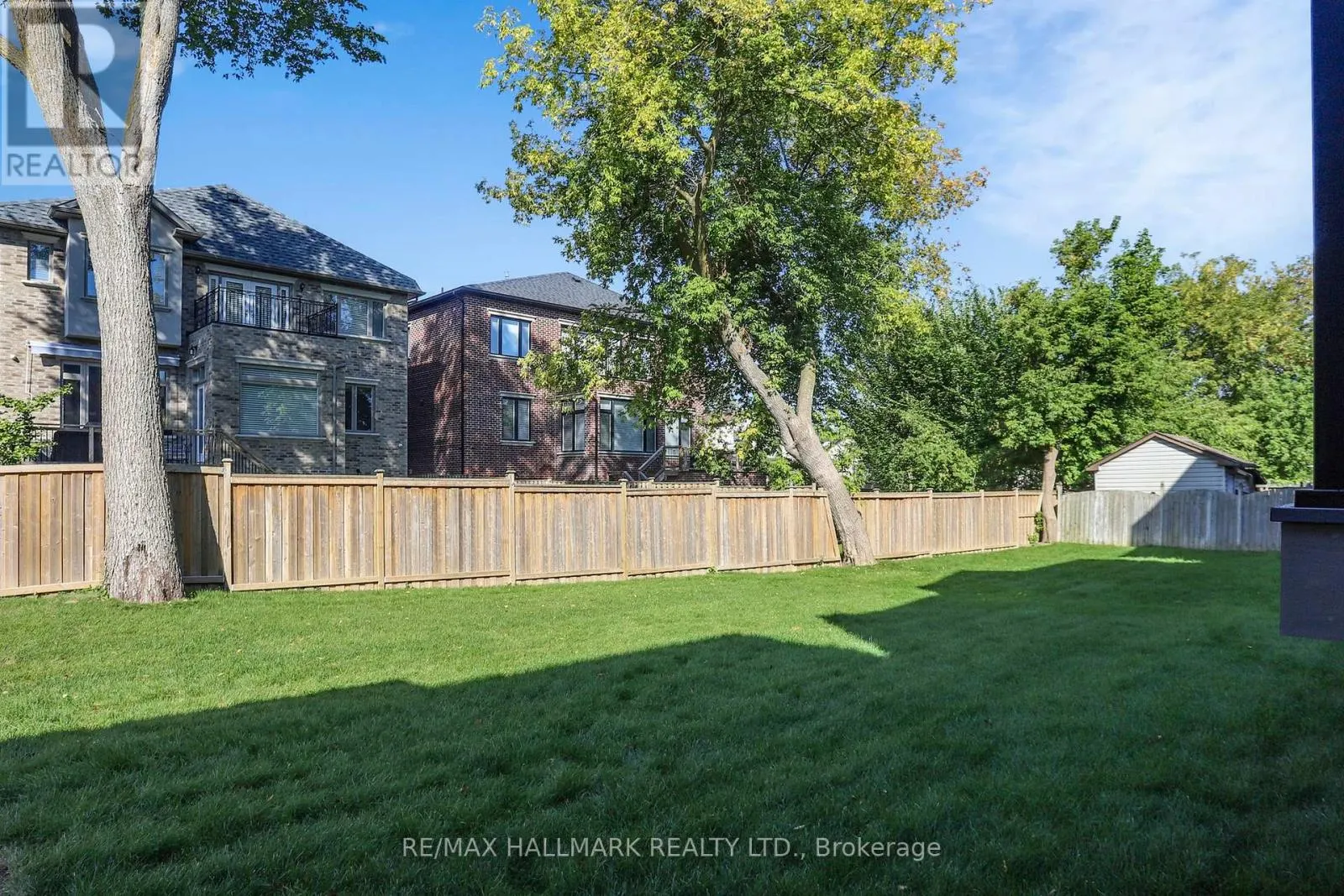 150 OLDE BAYVIEW AVENUE