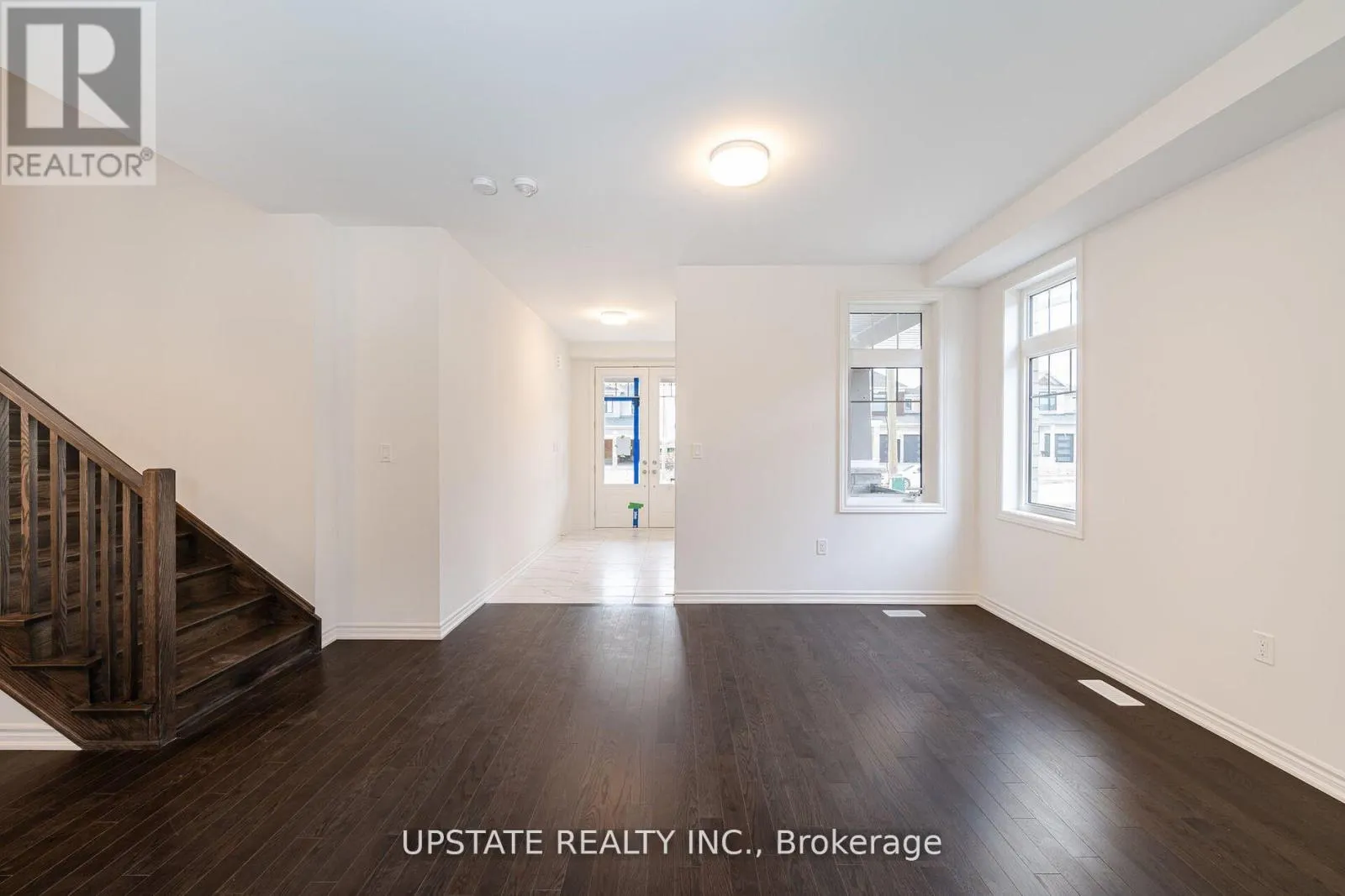 46 SPARROW WAY