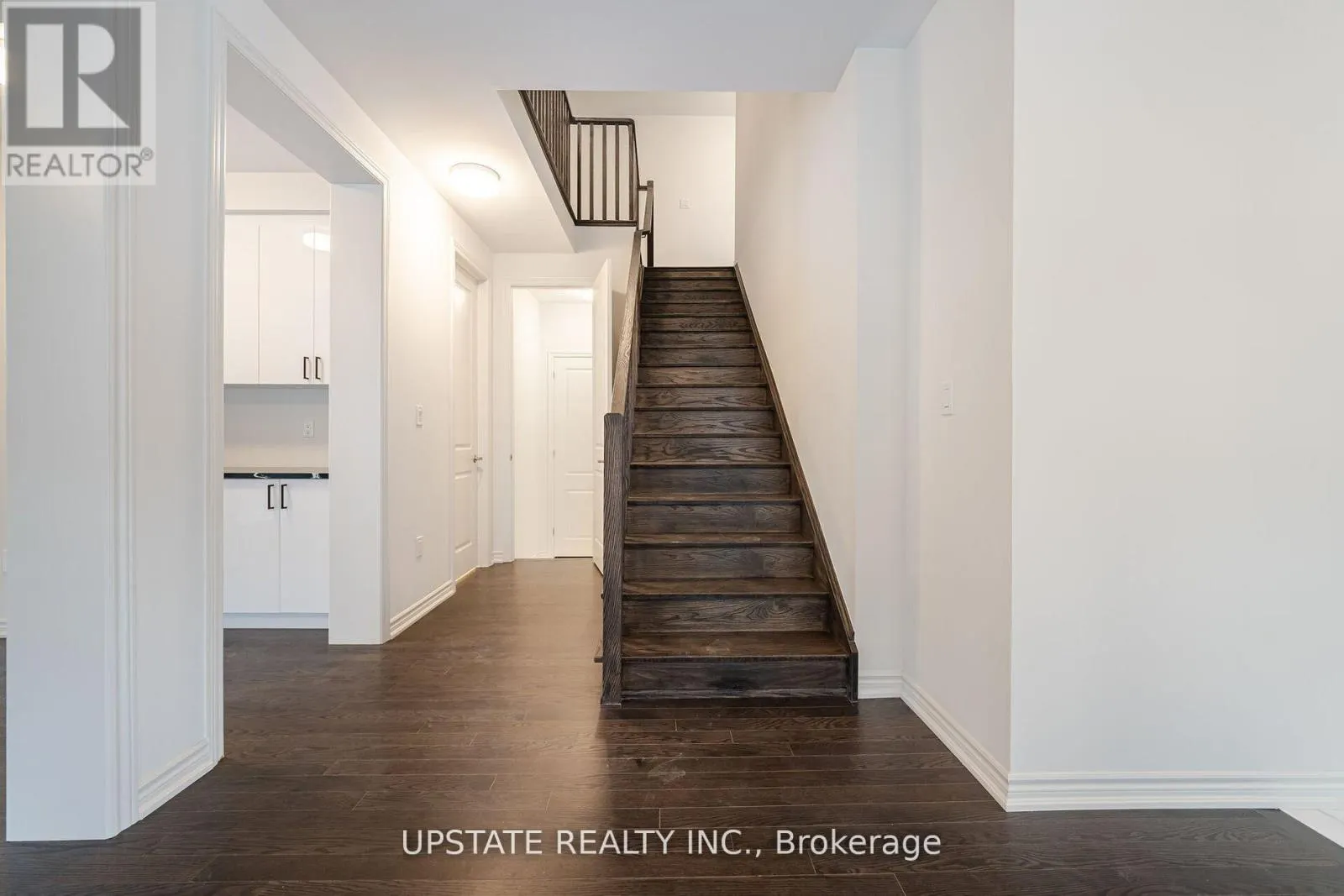 46 SPARROW WAY