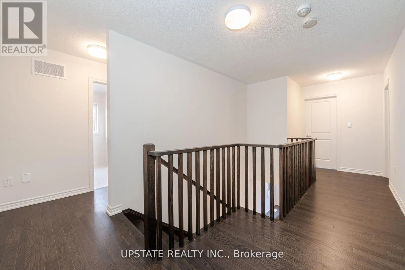46 SPARROW WAY