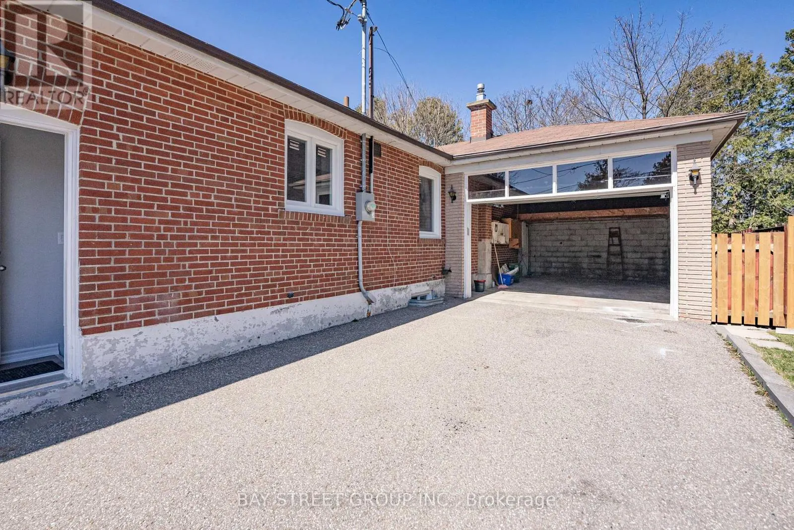 51 ROCKPORT CRESCENT