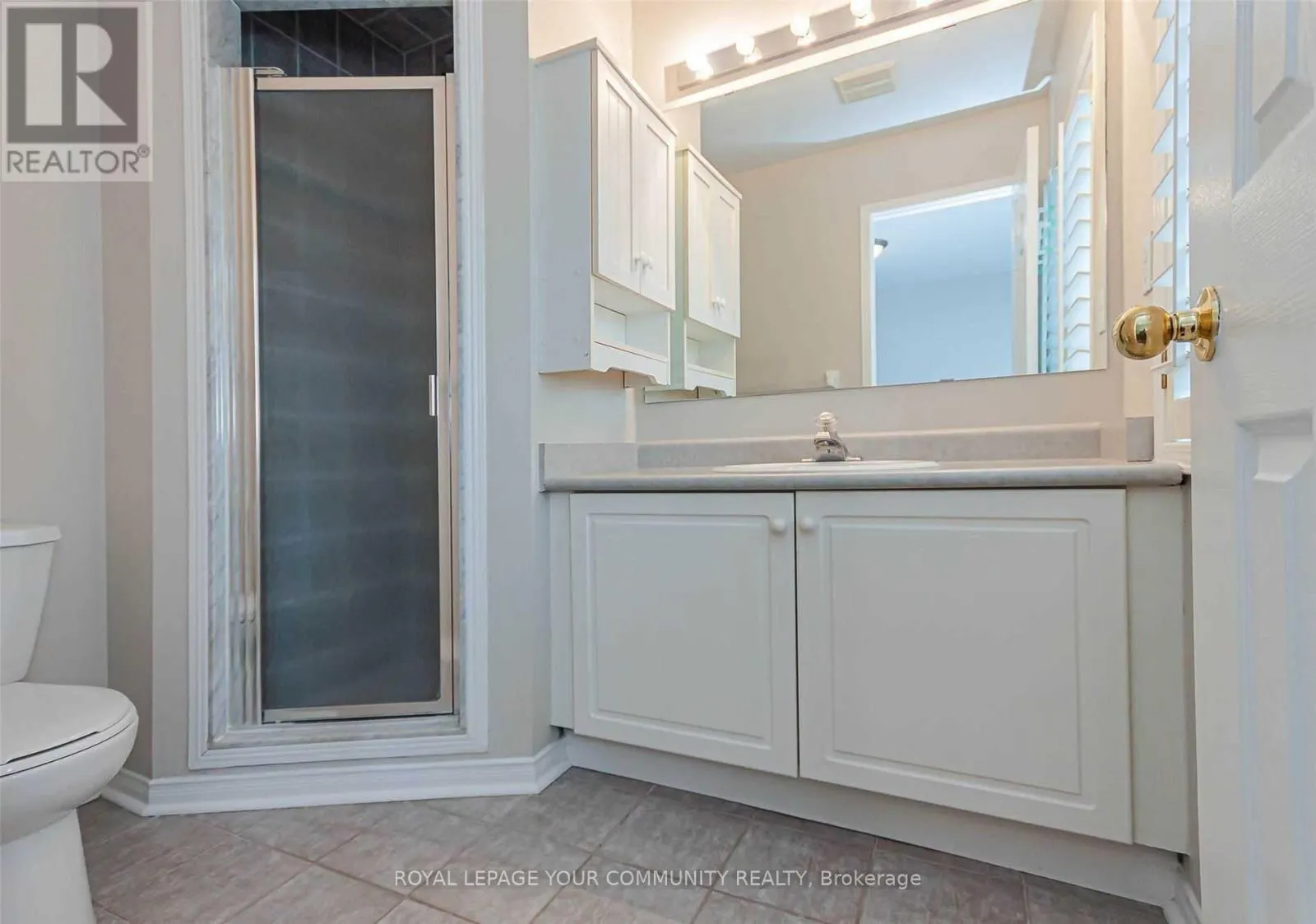 65 MOSAICS AVENUE