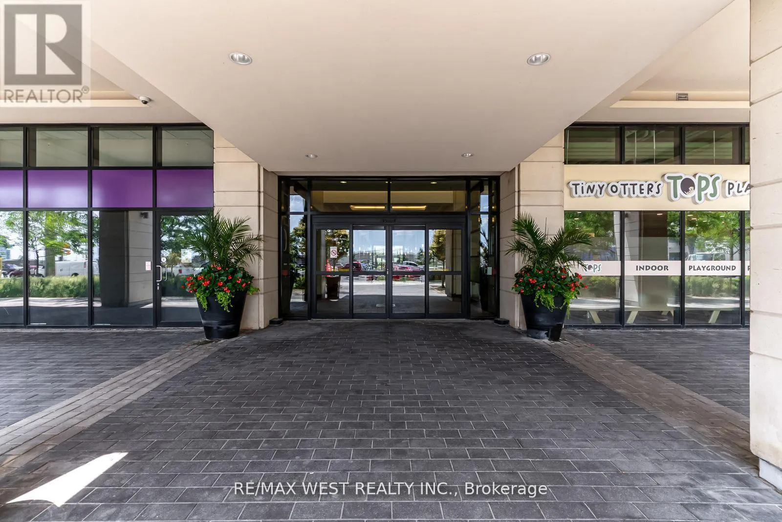 606 - 2900 HIGHWAY 7 ROAD
