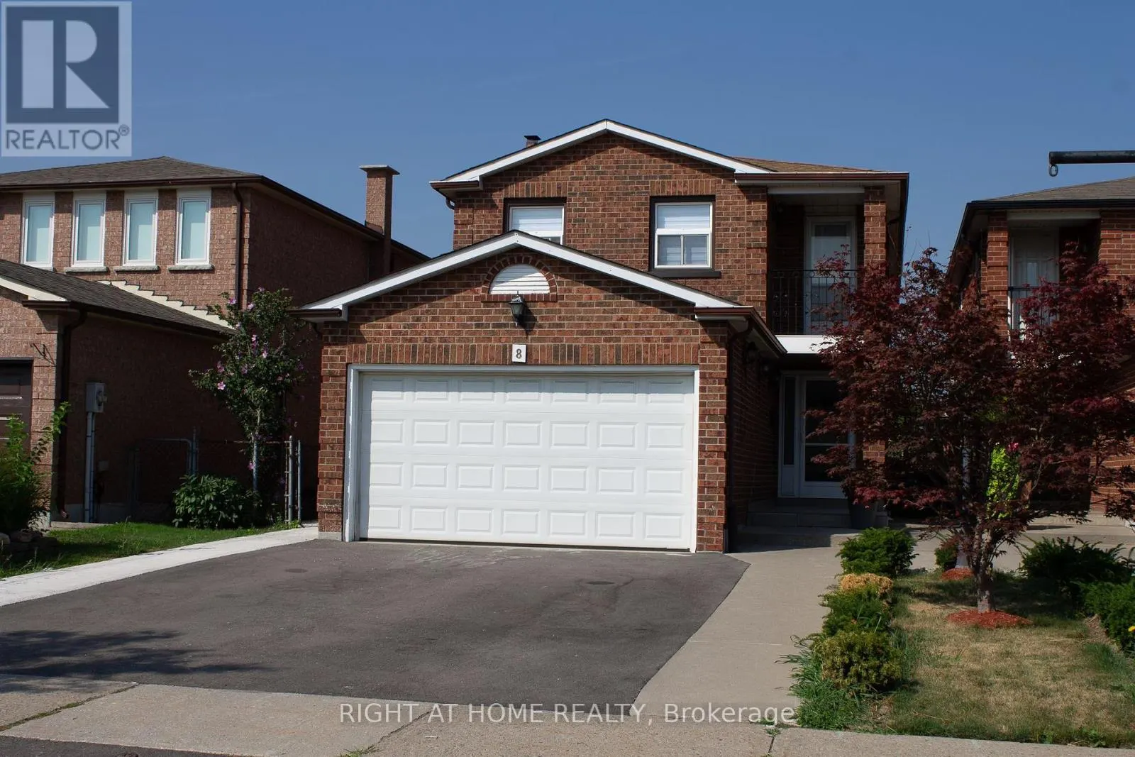 8 TERRA ROAD W