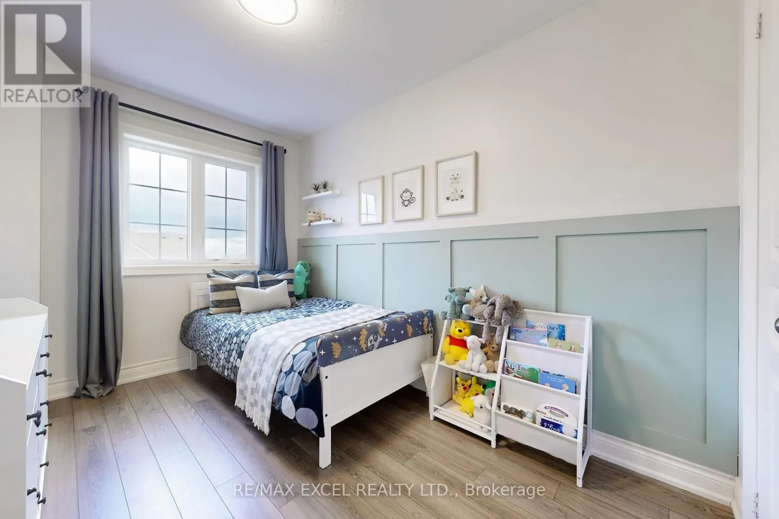 30 ROY GROVE WAY