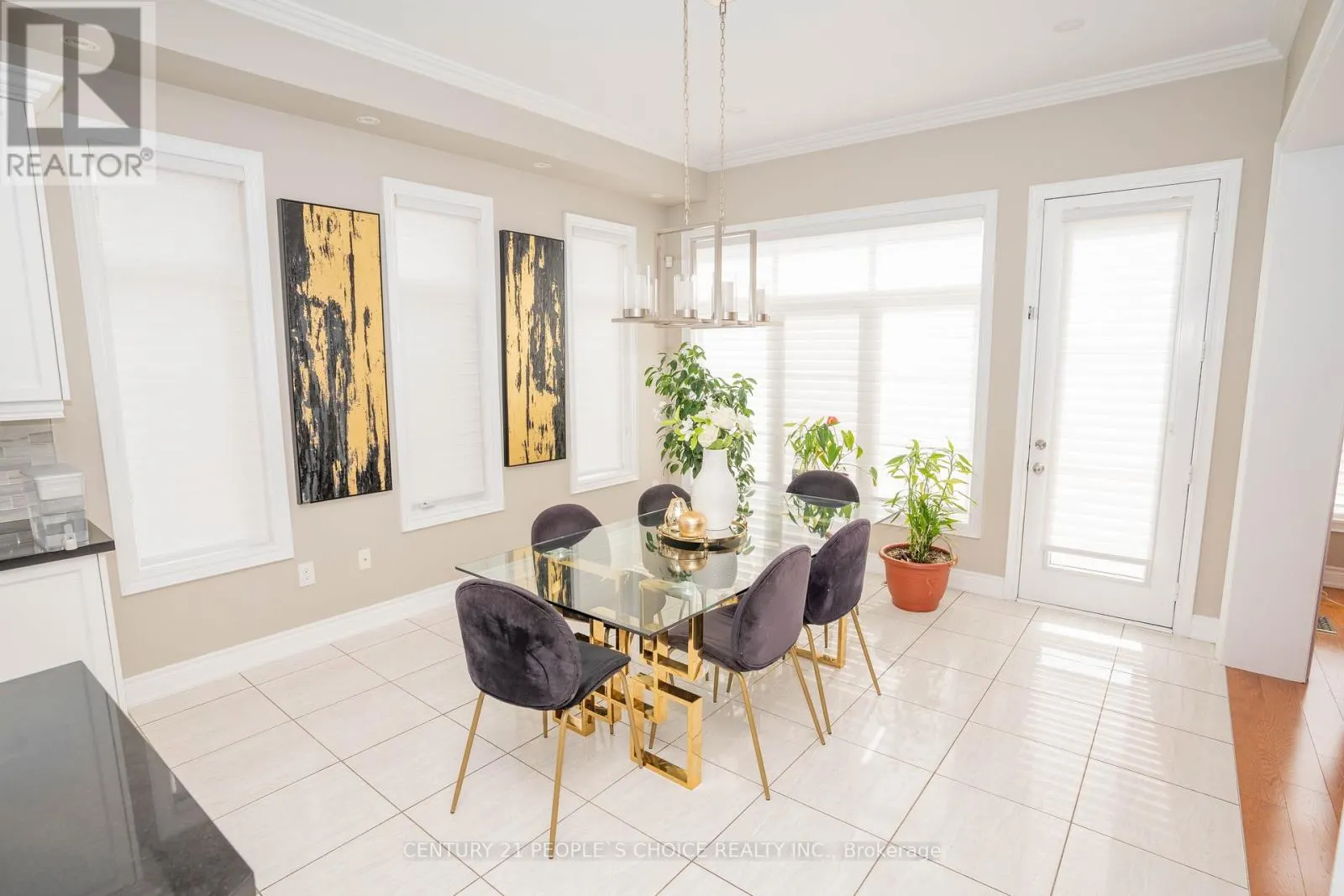 39 MUNSIE DRIVE