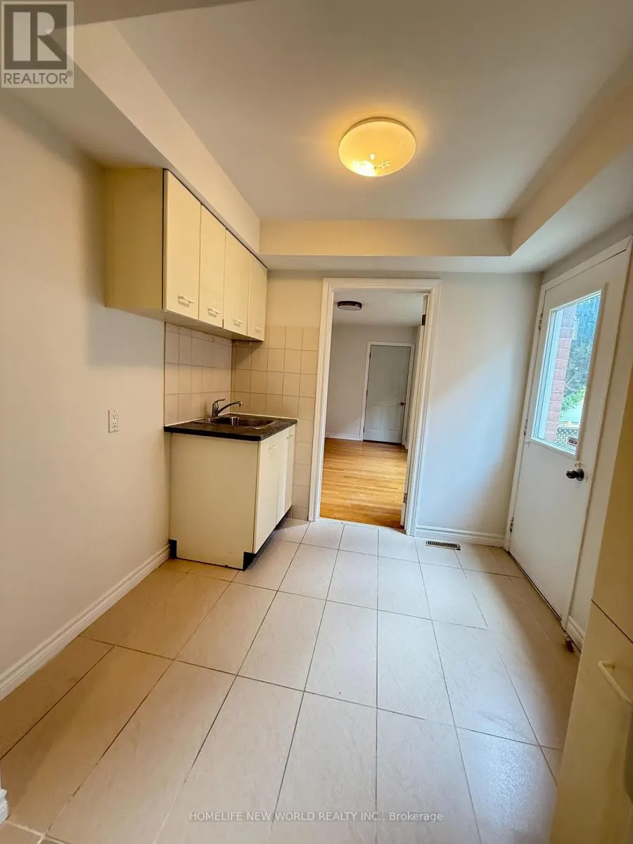 106 MORRISON CRESCENT