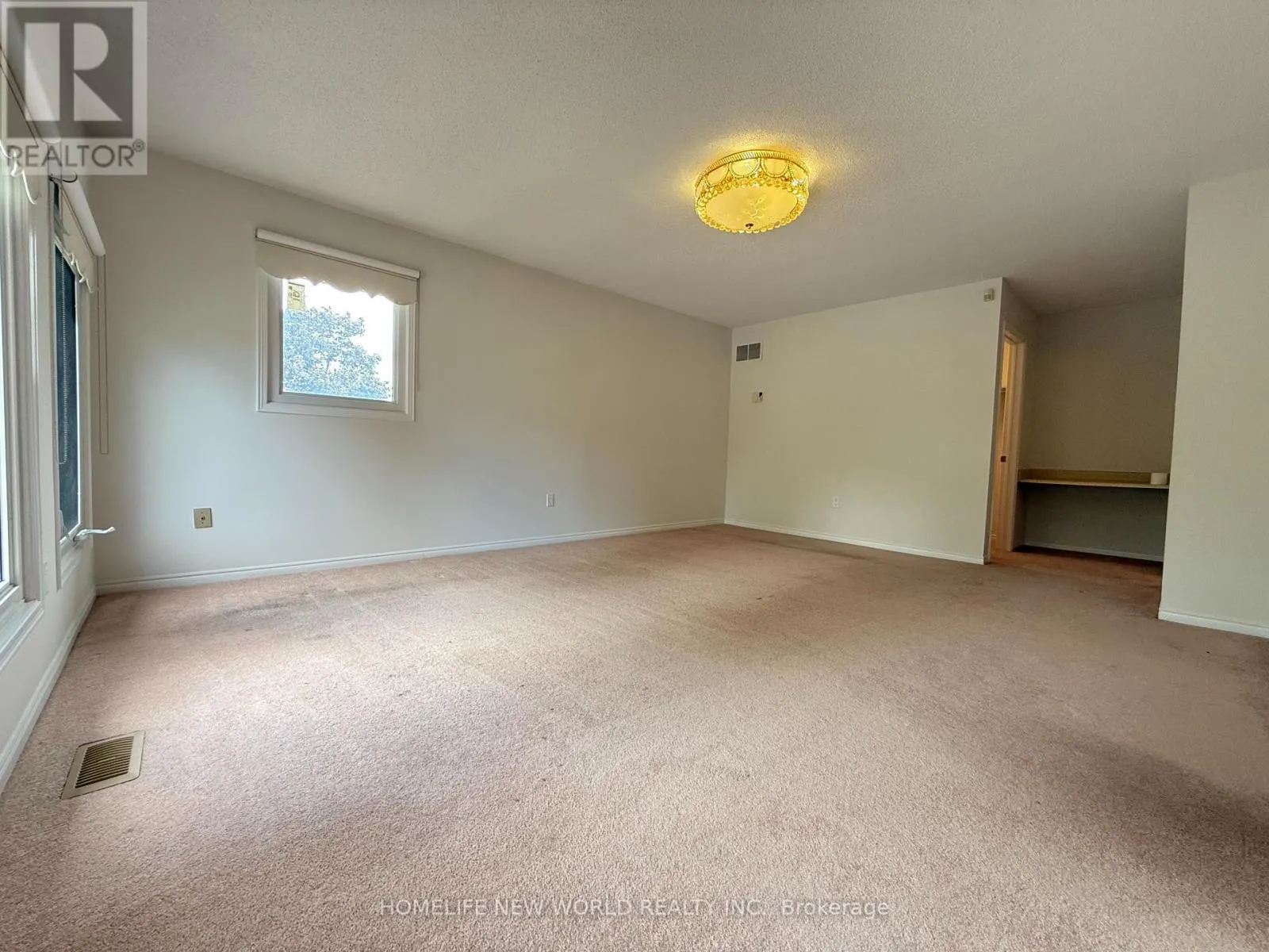 106 MORRISON CRESCENT