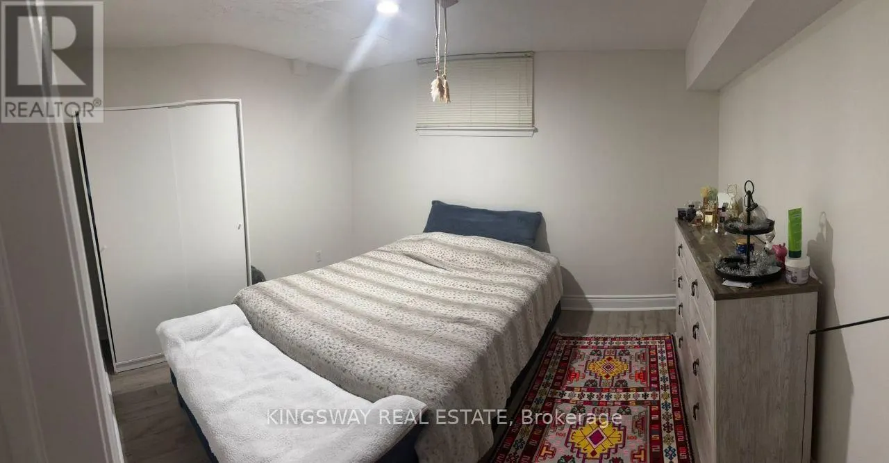 LOWER UNIT - 134 OXFORD STREET