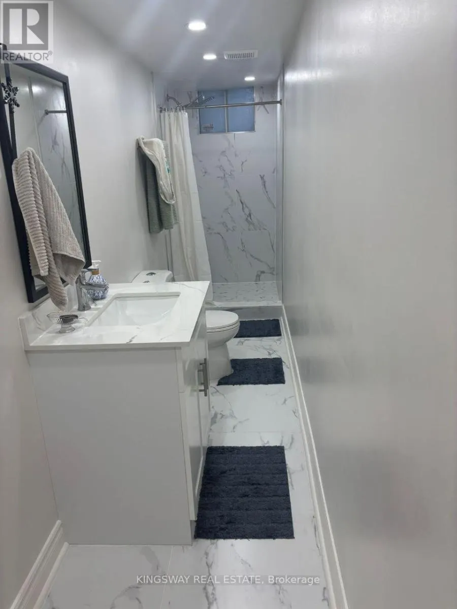 LOWER UNIT - 134 OXFORD STREET