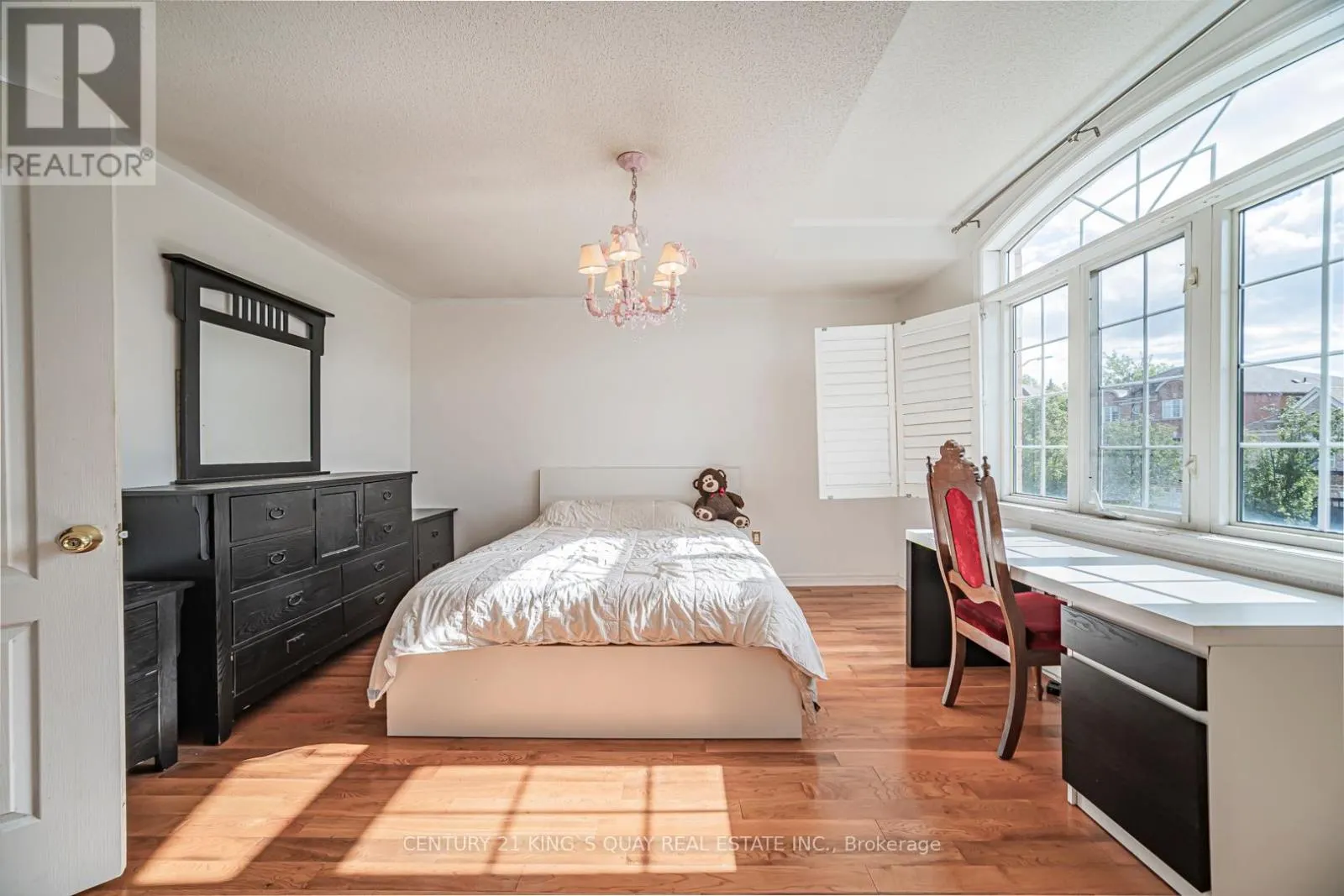 46 PEPPERBERRY ROAD