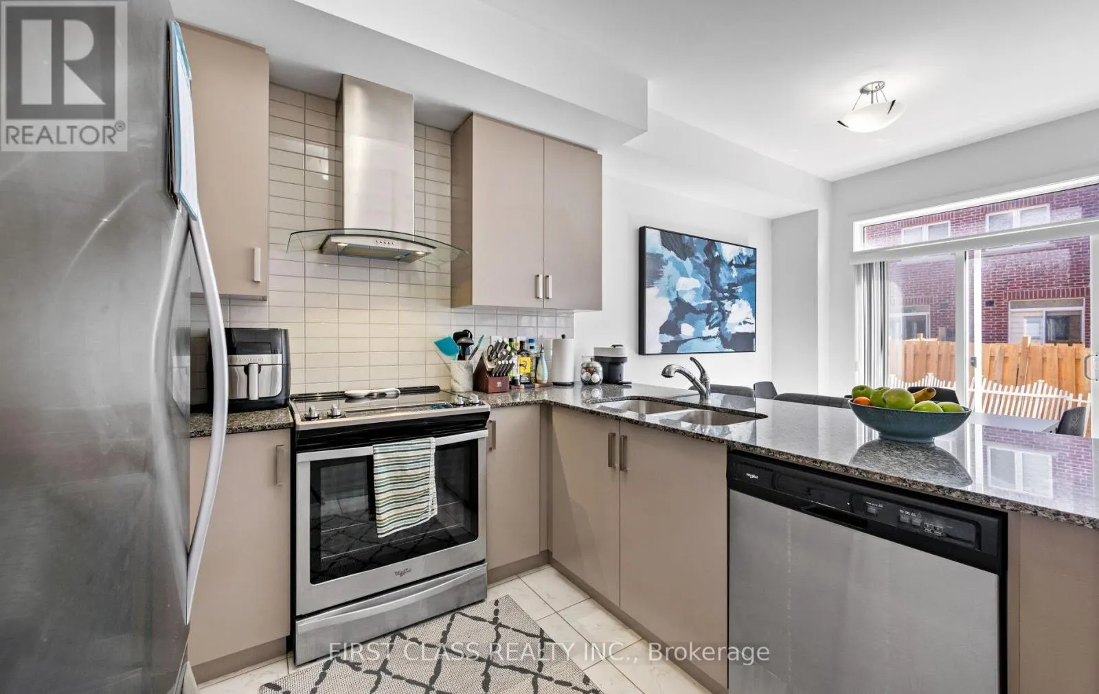 107 KNOTT END CRESCENT