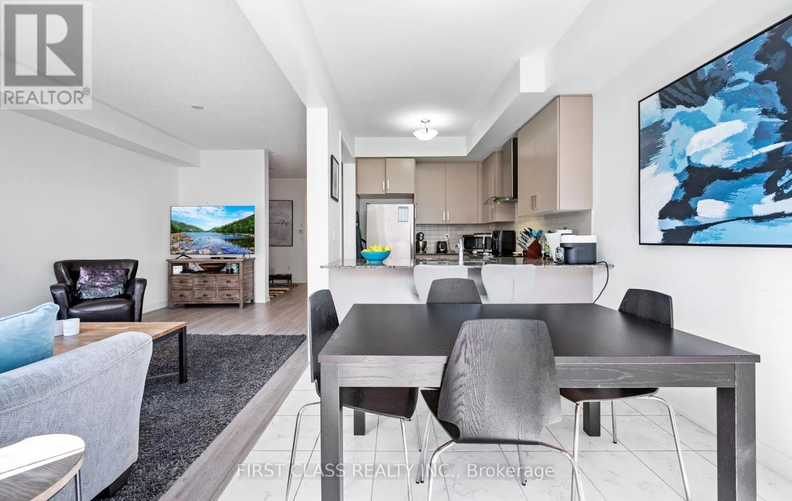 107 KNOTT END CRESCENT