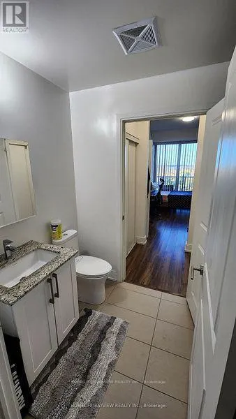 1707B - 9600 YONGE STREET