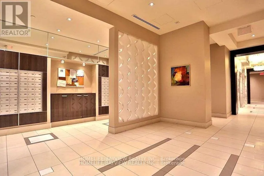 1707B - 9600 YONGE STREET