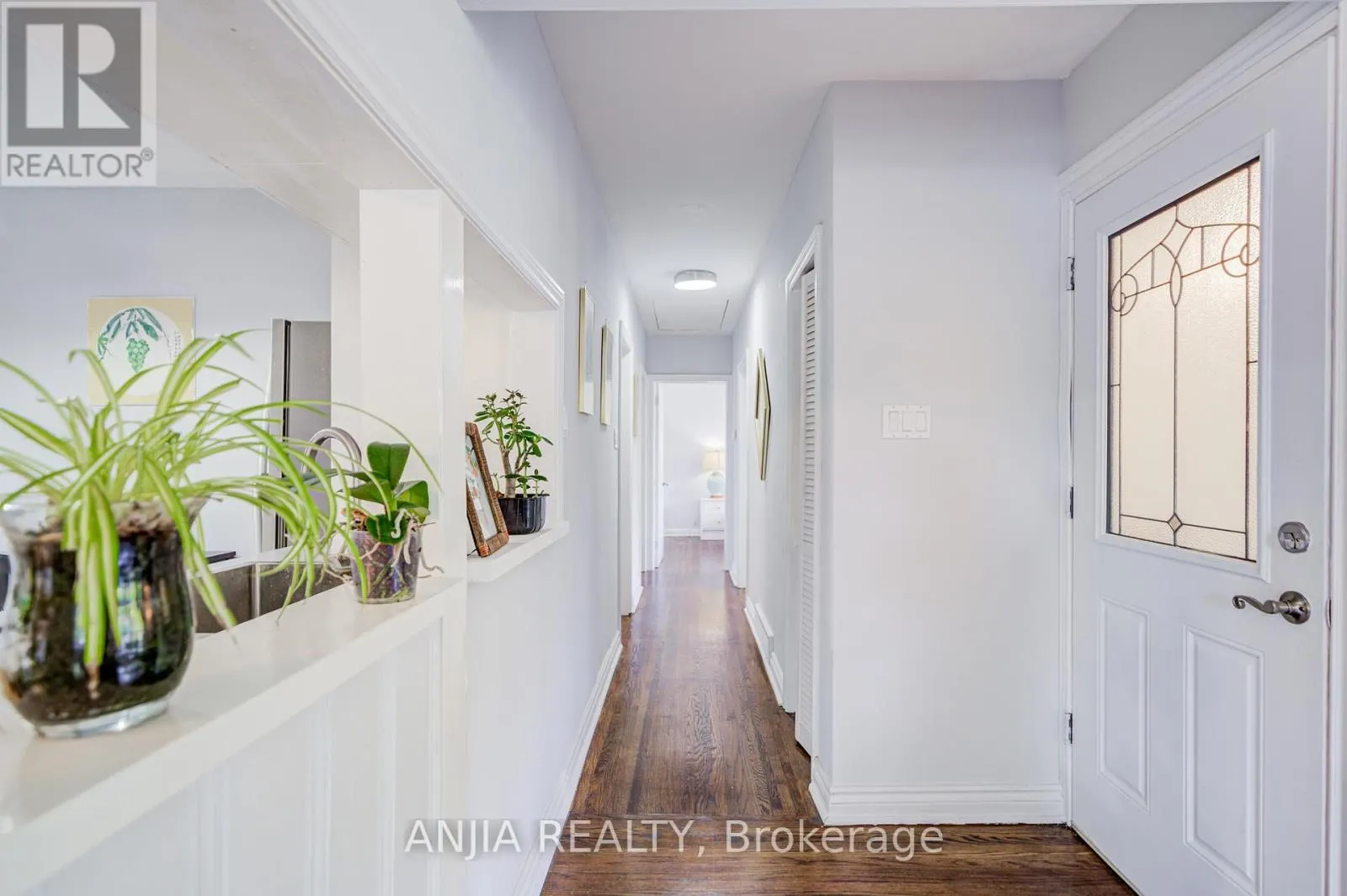 5 BEAVERTON ROAD S