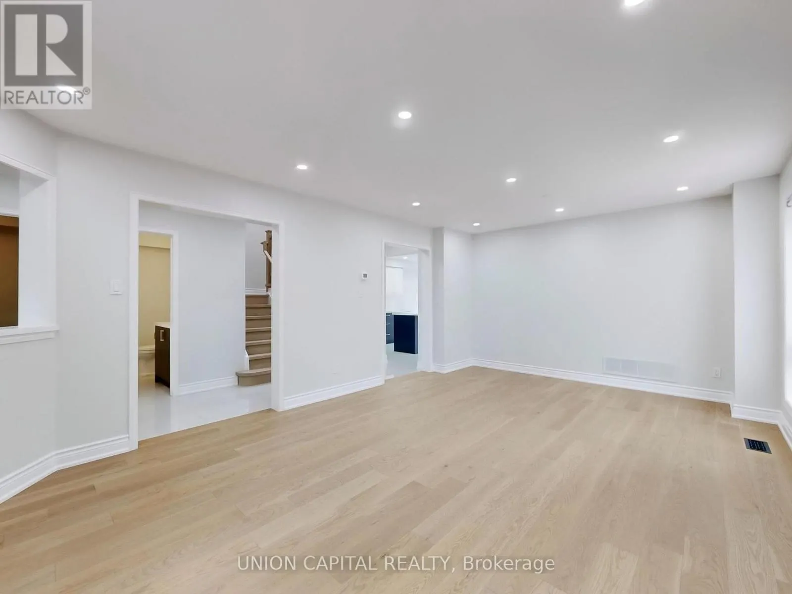 143 HALTERWOOD CIRCLE