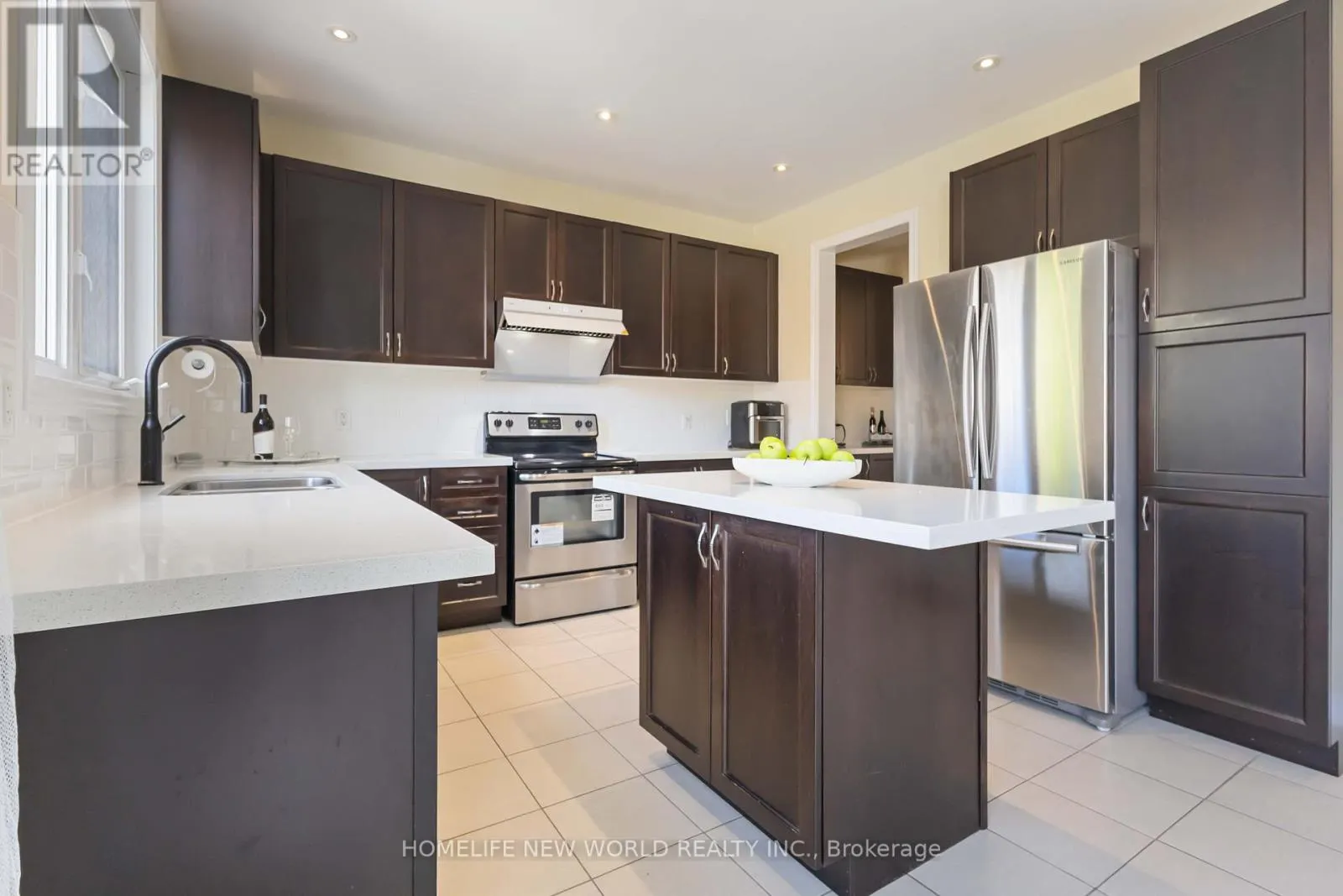 44 DAME GRUEV DRIVE