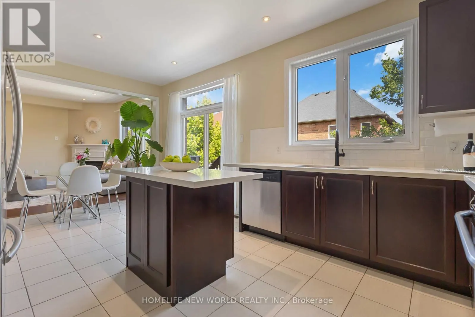 44 DAME GRUEV DRIVE