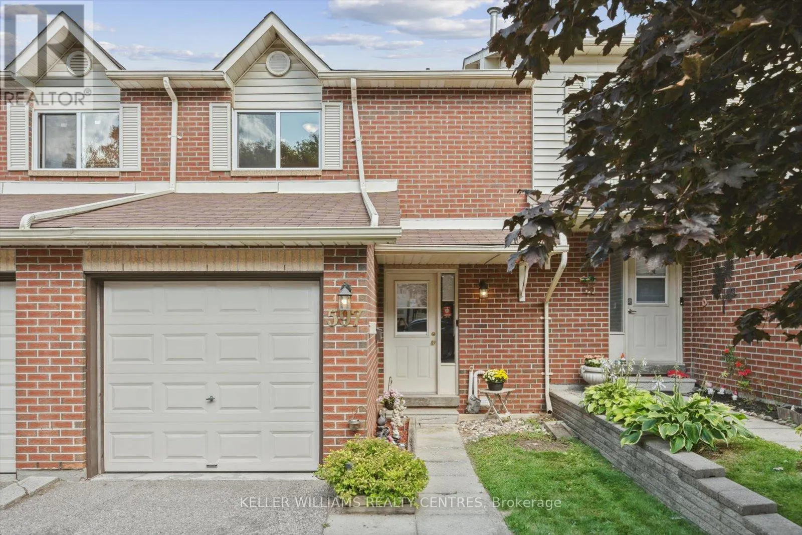 597 GIBNEY CRESCENT