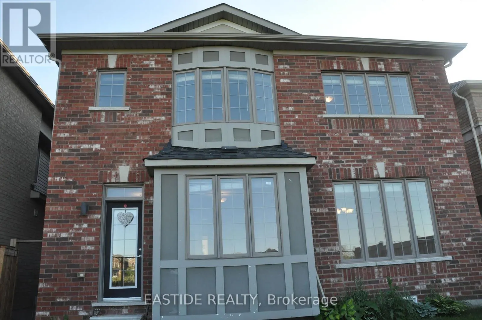 156 FRANK KELLY DRIVE