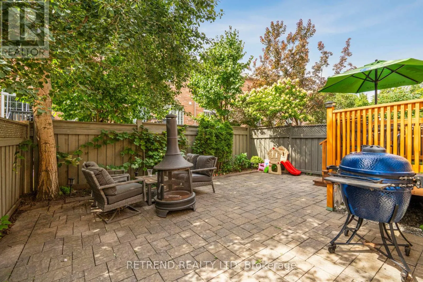48 GAUGUIN AVENUE
