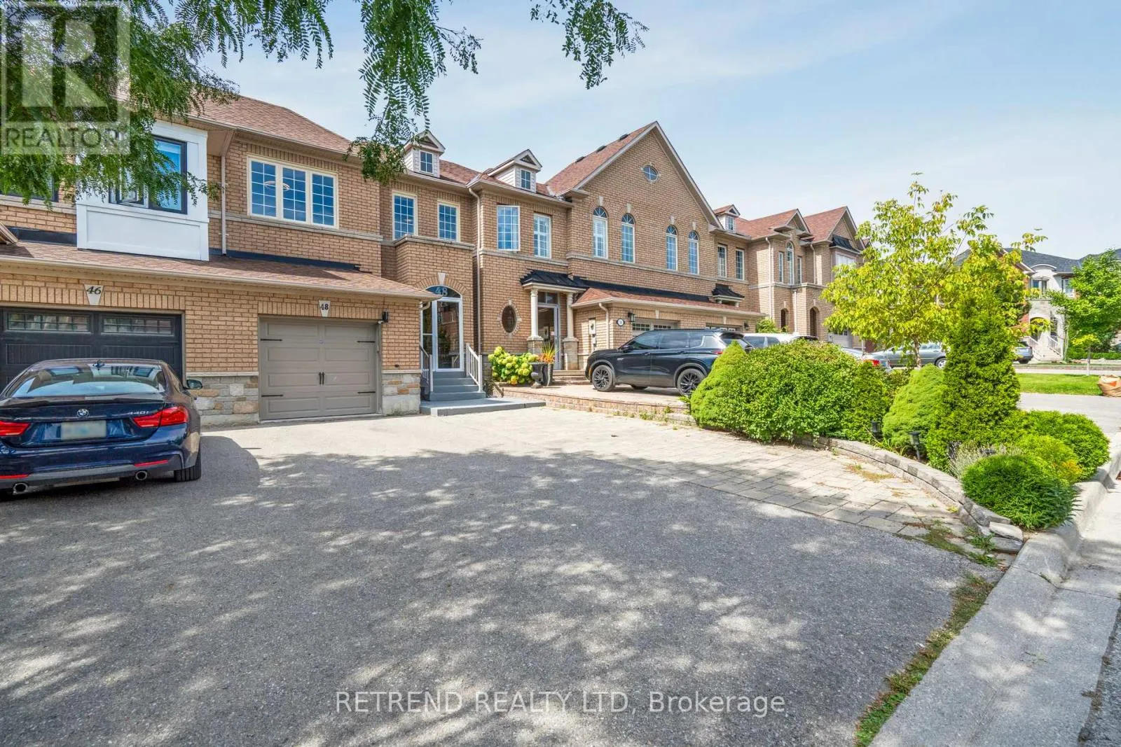 48 GAUGUIN AVENUE