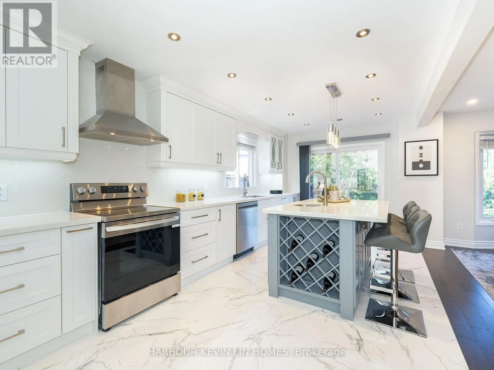 39 KEW GARDENS