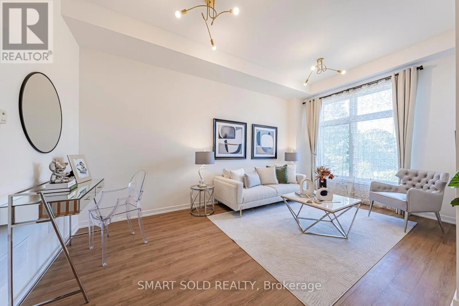 17 ARMILLO PLACE