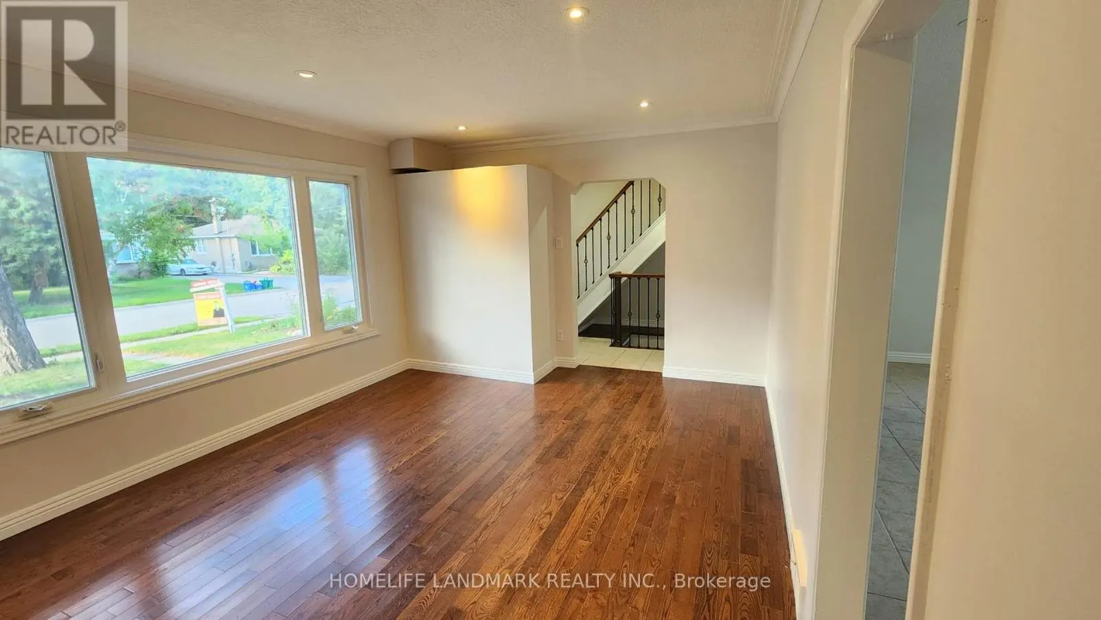 42 CARTIER CRESCENT