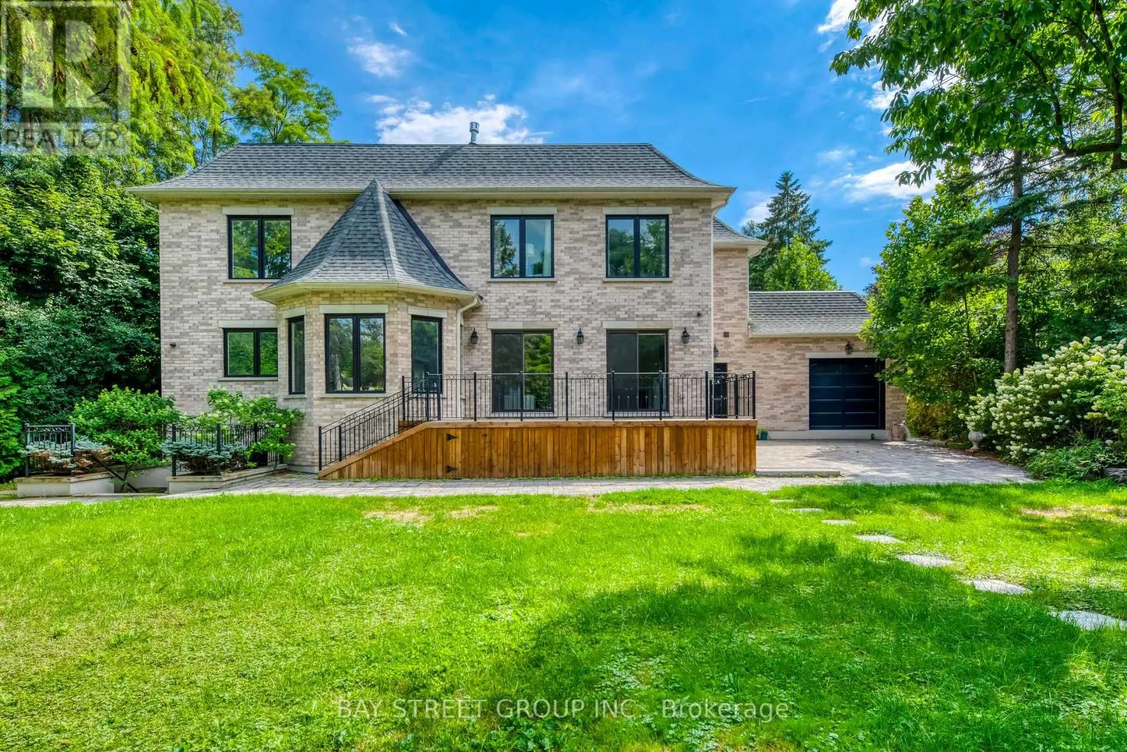 38 KIRK DRIVE