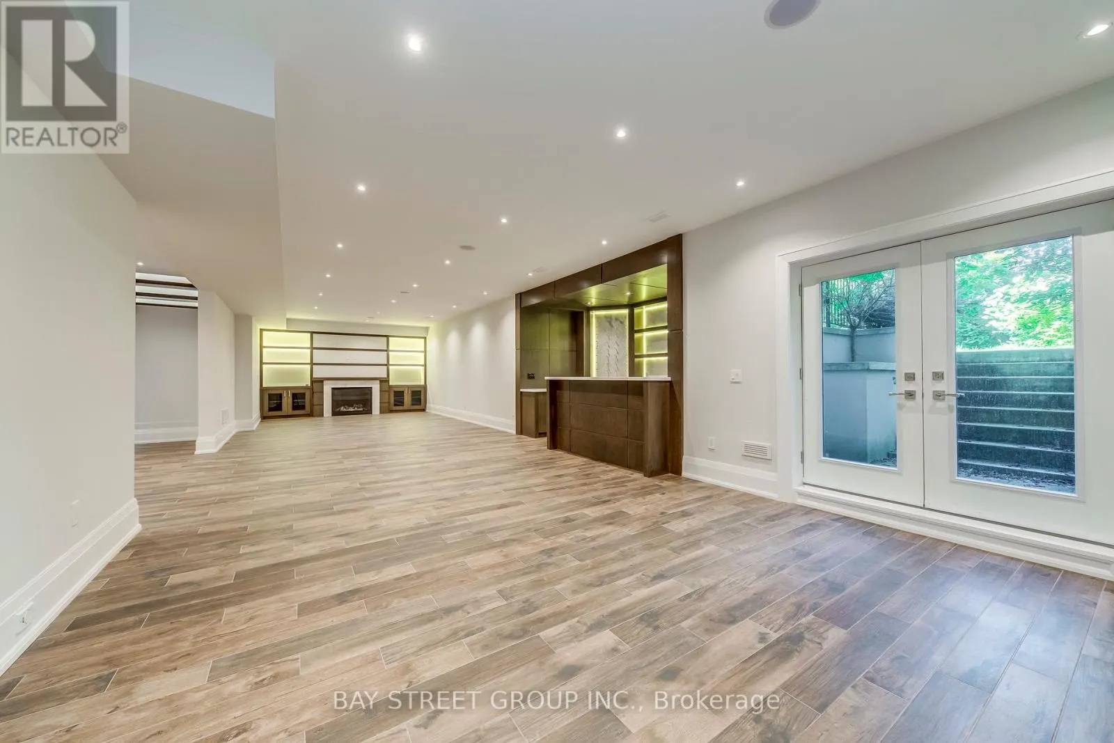 38 KIRK DRIVE