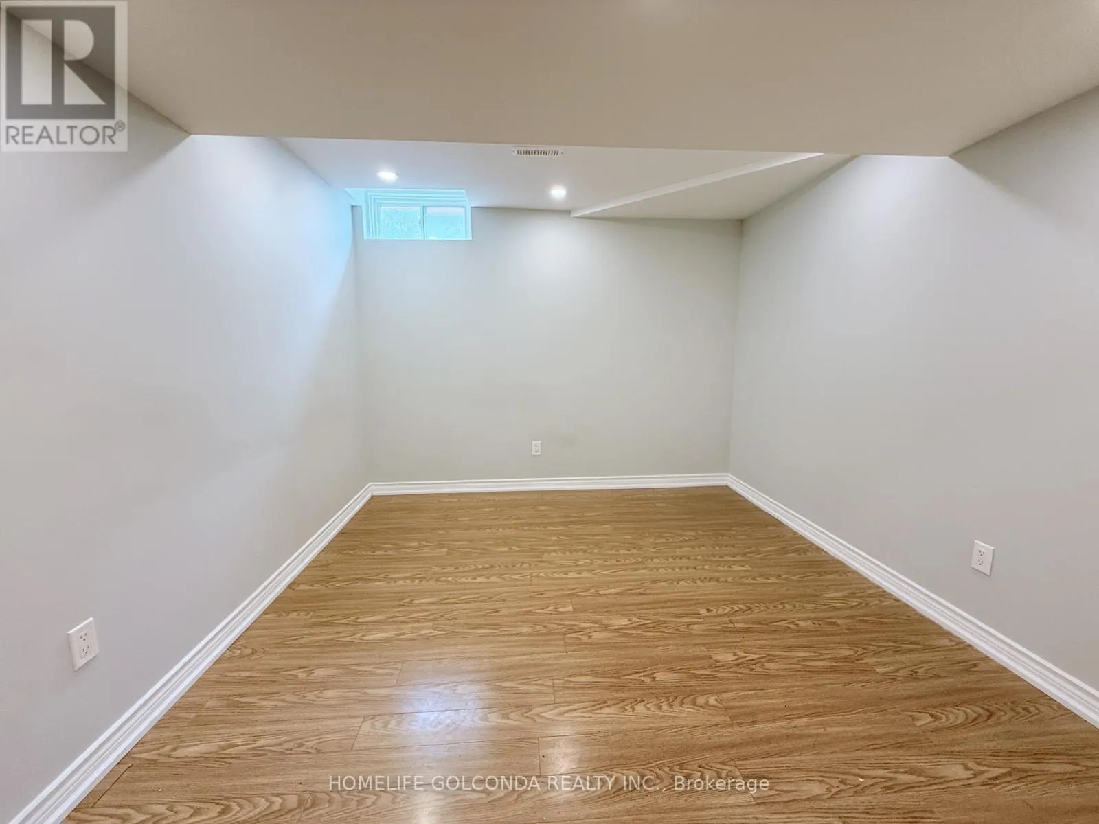 166 HILLCROFT DRIVE