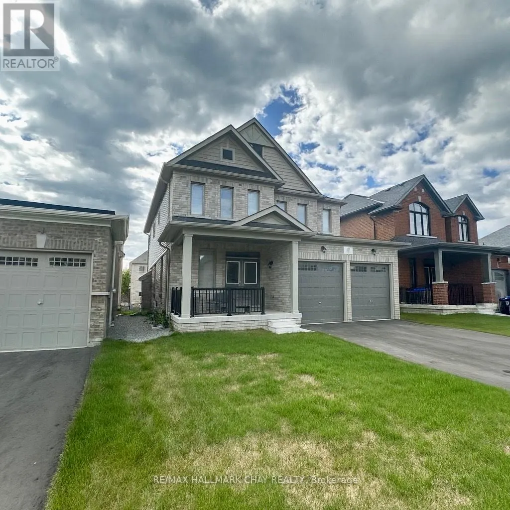 4 WAKEFIELD BOULEVARD