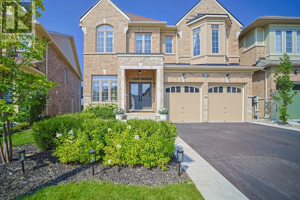 33 DEEPWOOD CRESCENT