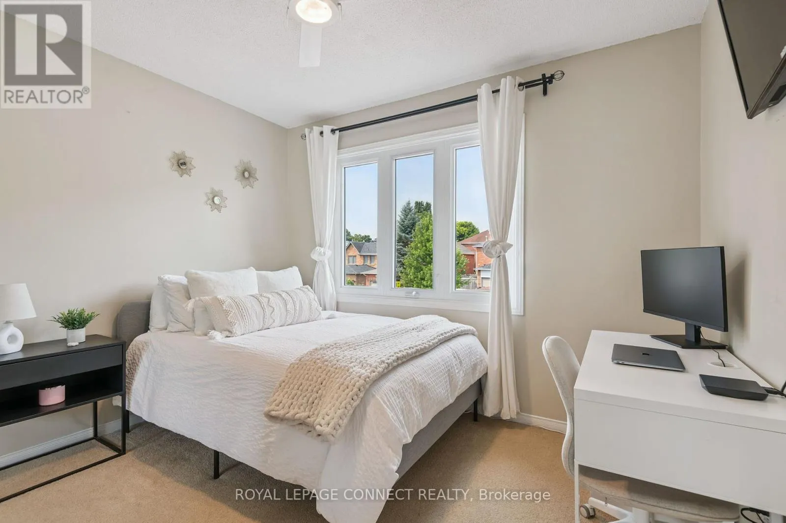 22 CRAWFORD ROSE DRIVE