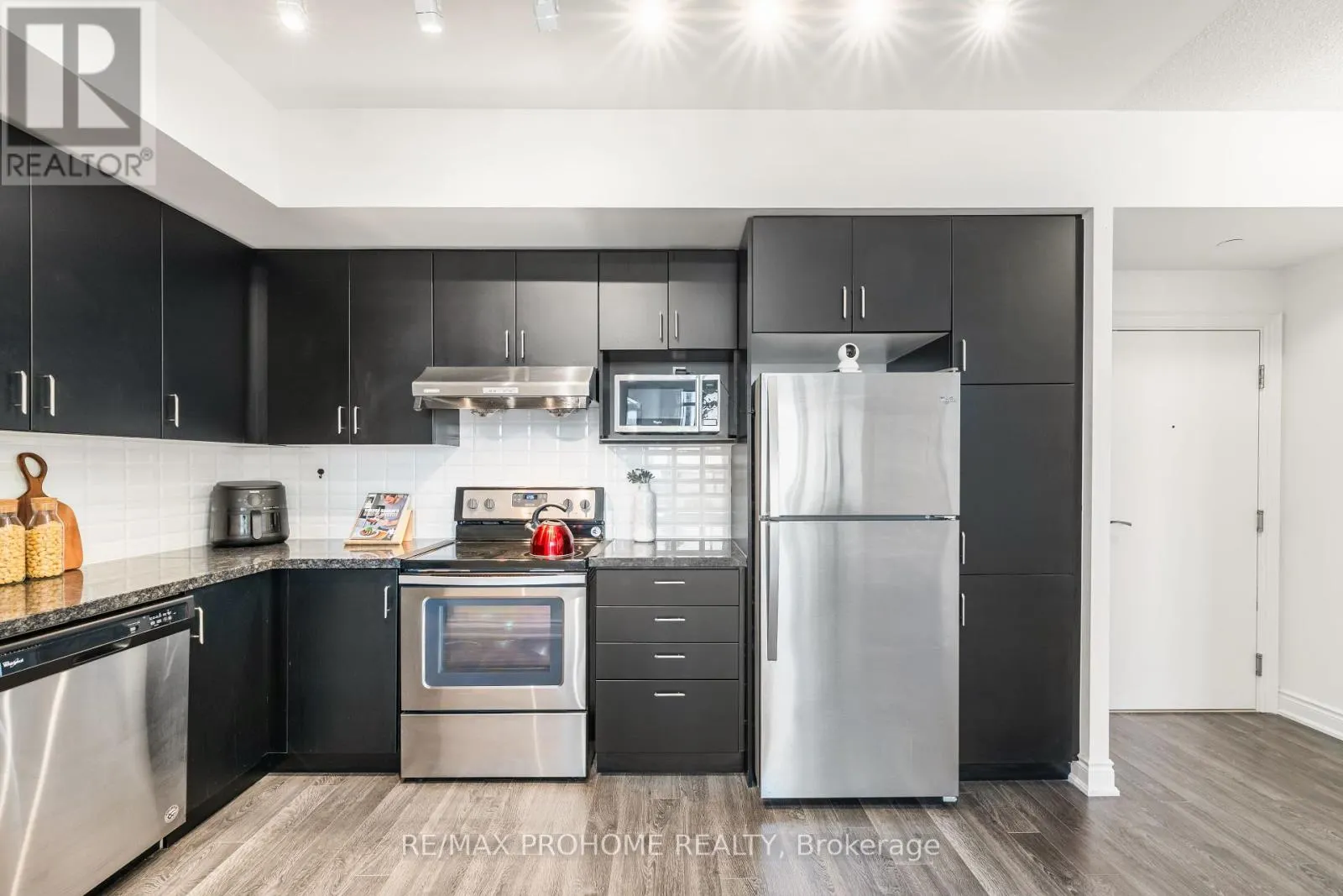 1112 - 33 CLEGG ROAD