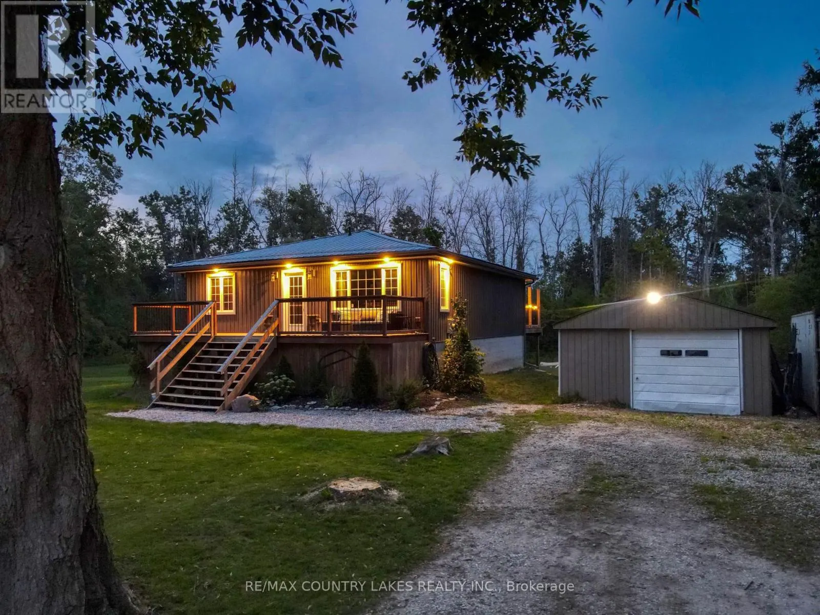 15 PATRICIA CRESCENT